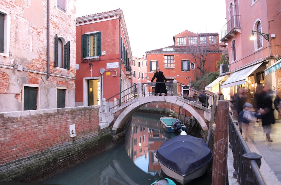  Venedig als Lagunenstadt im Meer