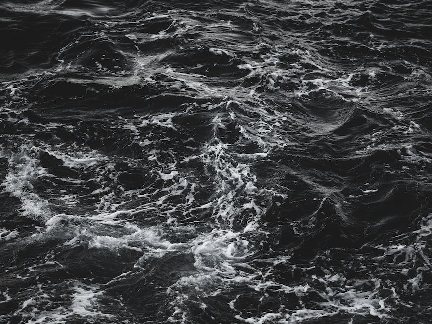 Wellen im Meer entstehen